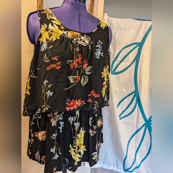 Cupio Tops - Cupio women's sleeveless top